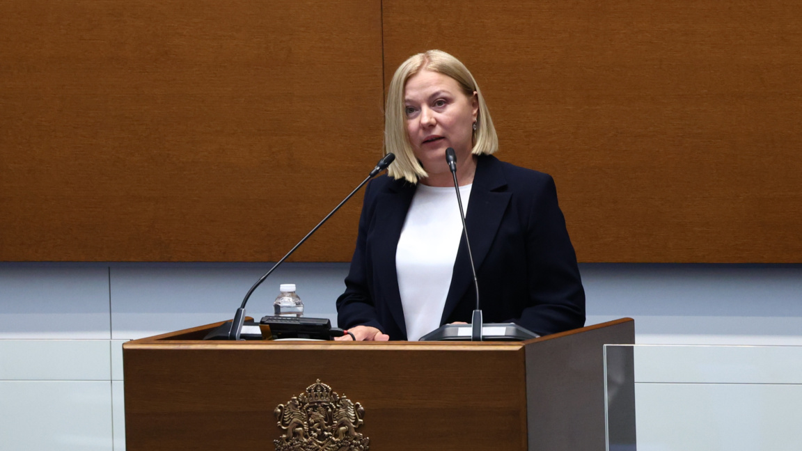 Йорданова: Хората искат доказателства, че политиката служи на гражданите