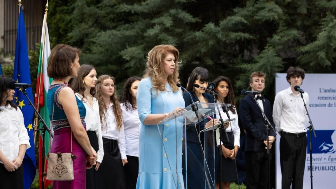 Bulgaria și Franța vor continua să colaboreze cot la cot, declară președinta