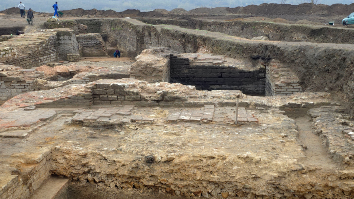 Генијалност римског грађевинарства оживљава испод улица древне Рацијарије