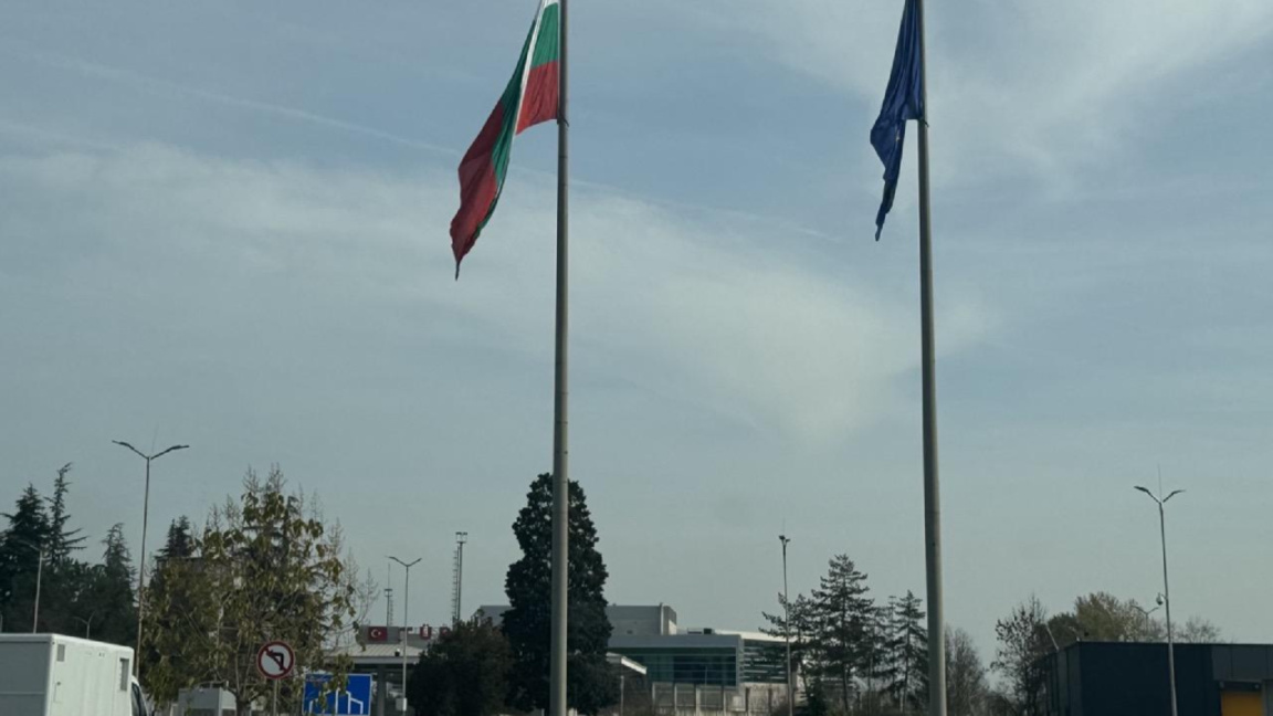 Ülkenin tüm sınır kapılarında ve hudut geçişlerinde trafik normal seyrediyor