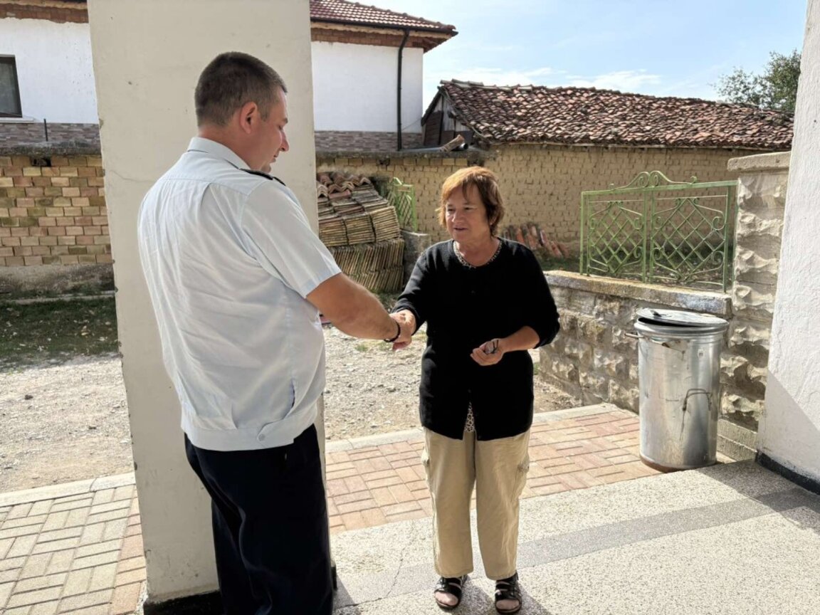 Полицията - при хората