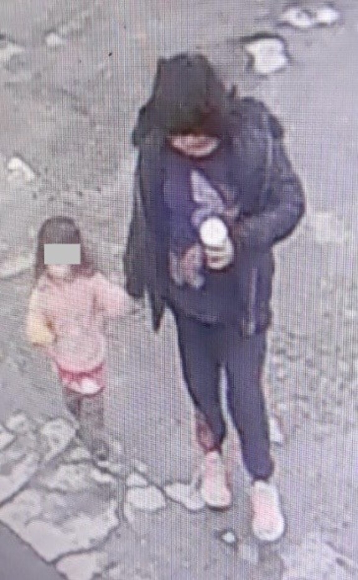 Полицаи намериха две сестрички, изчезнали в Бургас