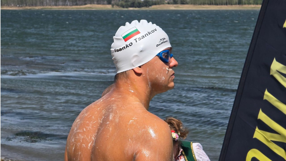 Swimmer Tsanko Tsankov prepares for his final Oceans Seven challenge
