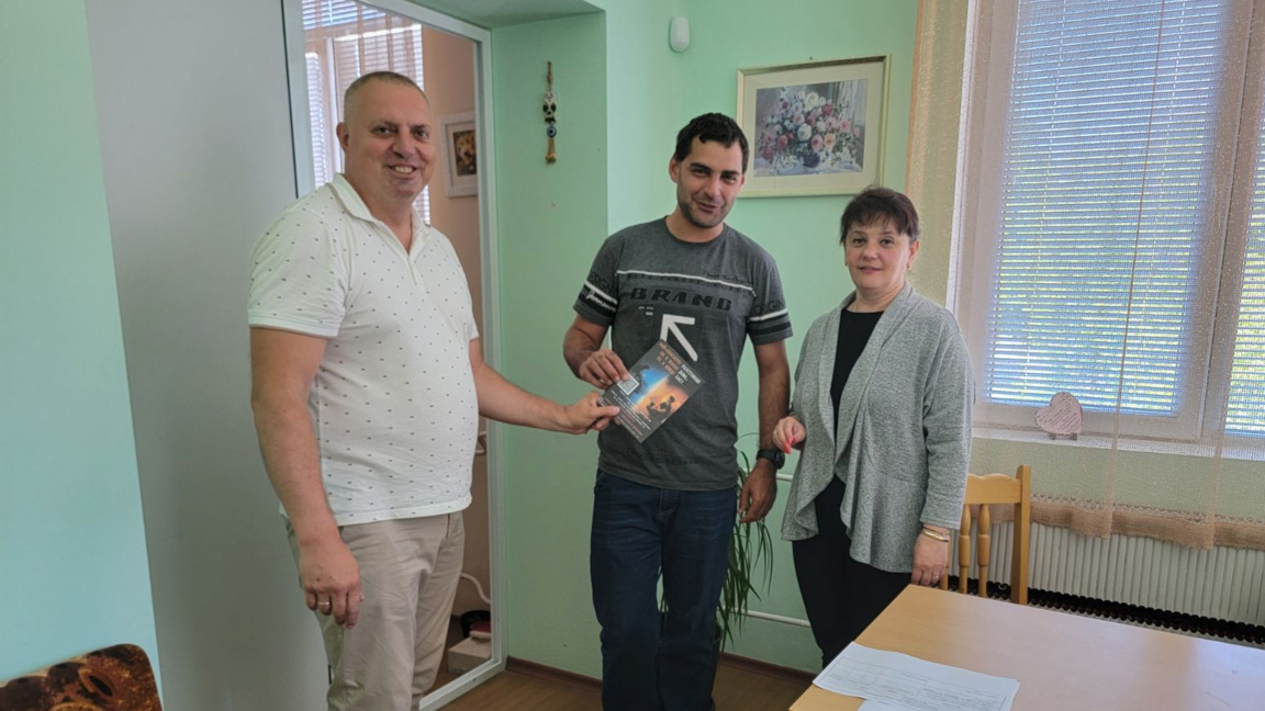 Полиция, родители и учители срещу дрогата
