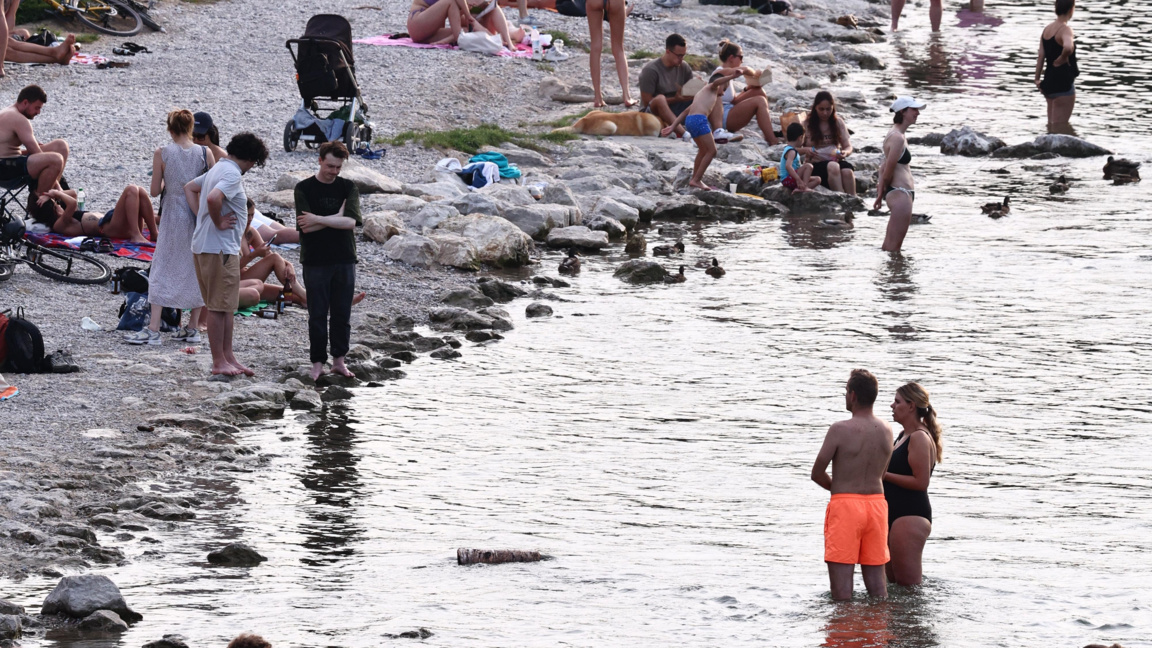 Петима души загинаха във водни басейни в Германия заради жегите