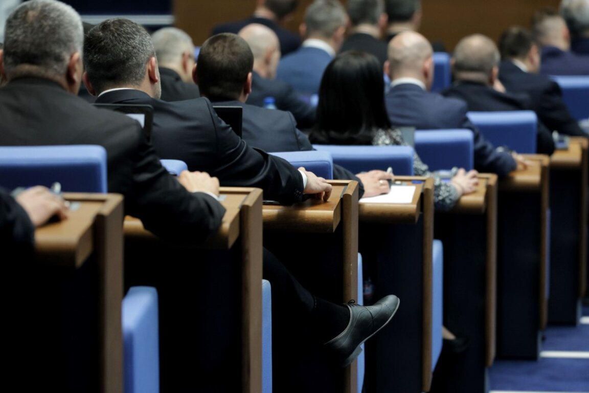 НС прие увеличението на пенсиите с 8,6% от 1 юли