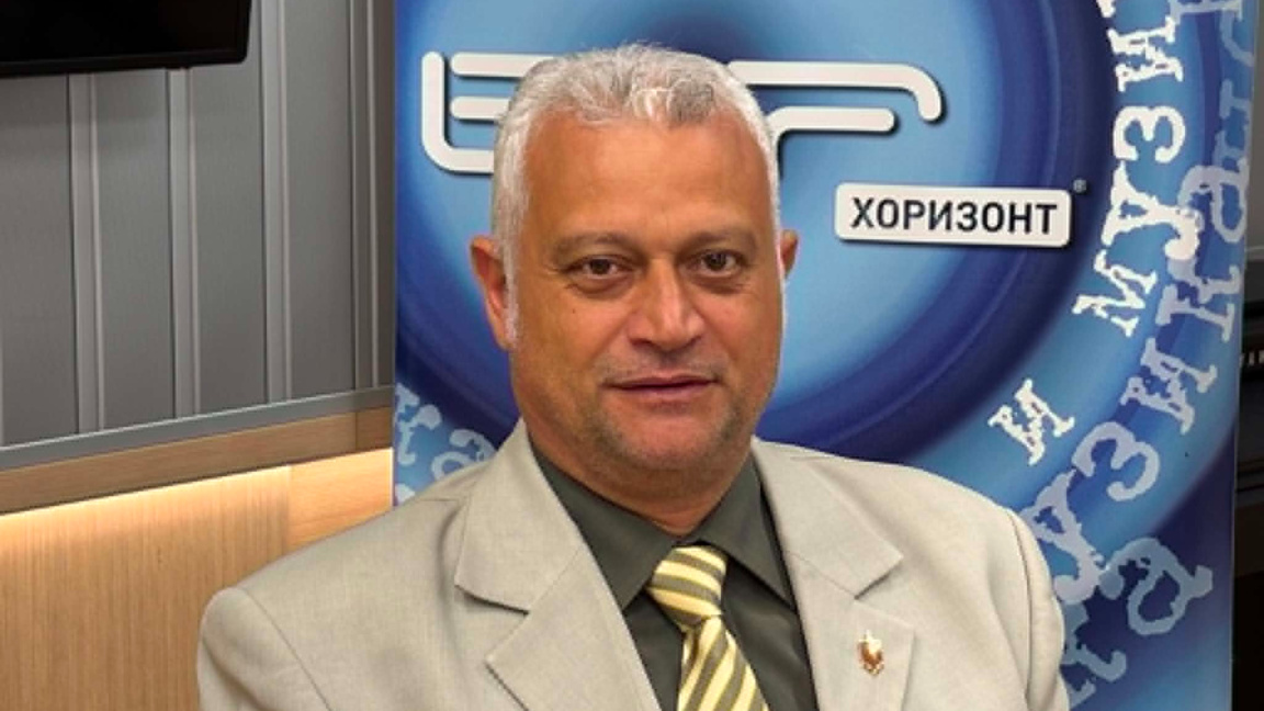 Емил Дечев