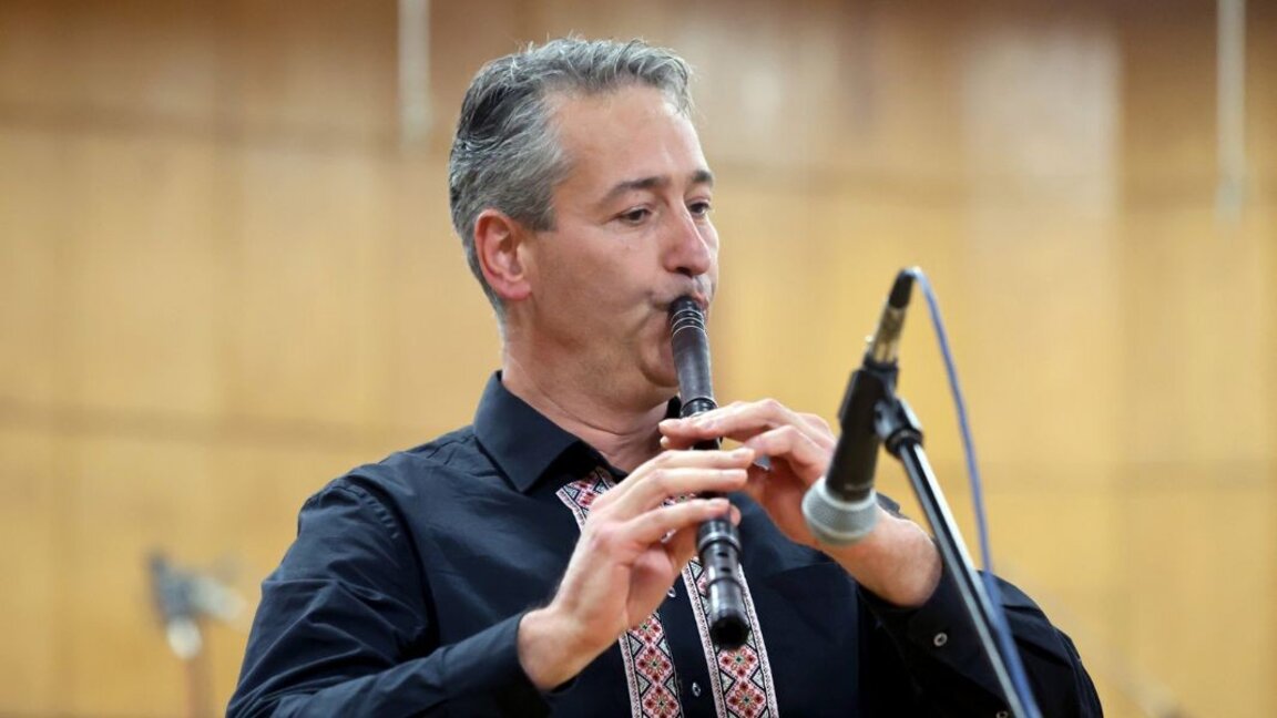Dimitar Karamitev: "El kaval búlgaro es el más variado en ornamentos, a través de él habla la gran alma del pueblo búlgaro"