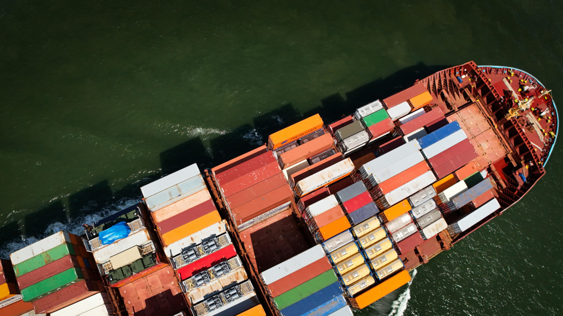 И корабният гигант "Мерск" спира да плава през Ормузкия проток