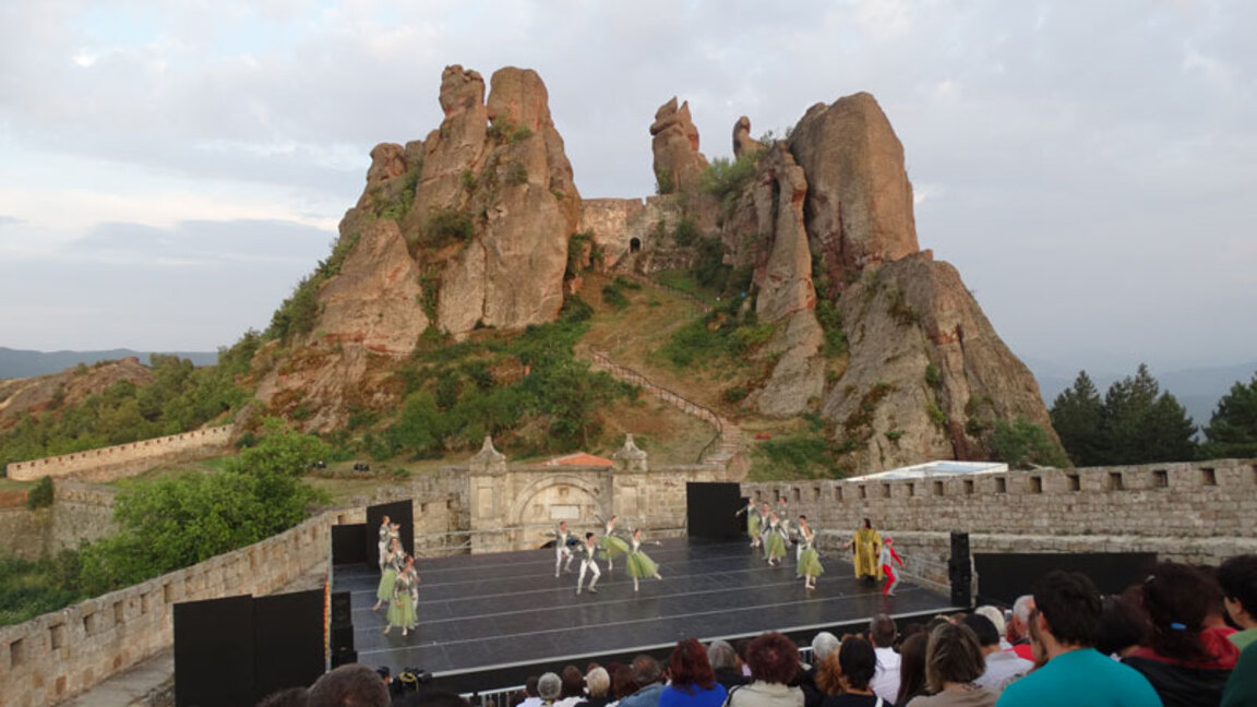 Силен интерес към фестивалите на Белоградчишките скали - "Опера на върховете" и "Сцена на върховете"