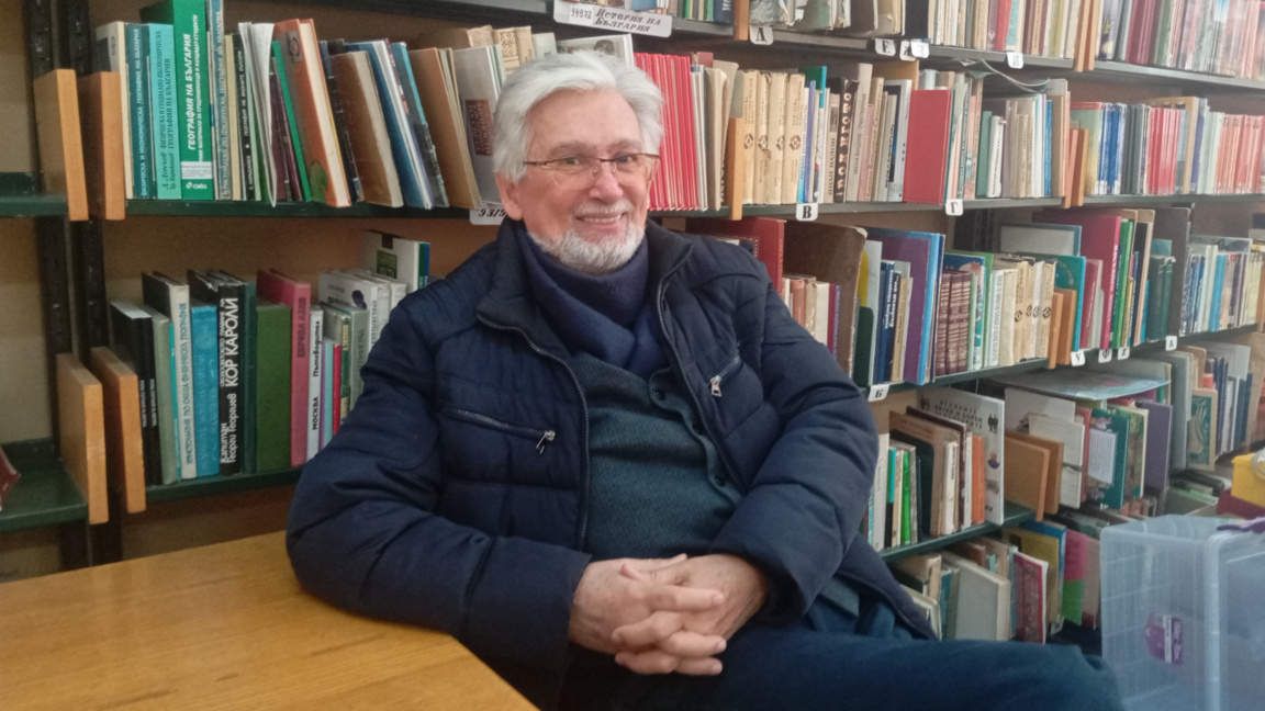 Писателят Мартен Калеев с престижна награда