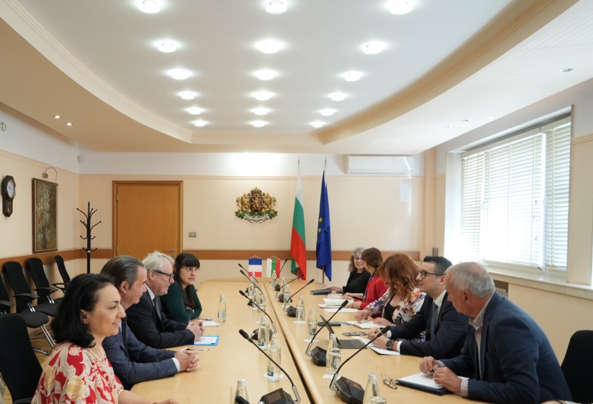 Les compagnies françaises en Bulgarie évaluent positivement le climat d'affaires dans le pays