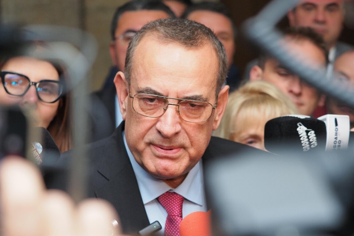 Джевдет Чакъров