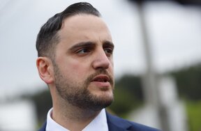 Председателят на СОС предупреди за нови проблеми след увеличение на заплатите в транспорта
