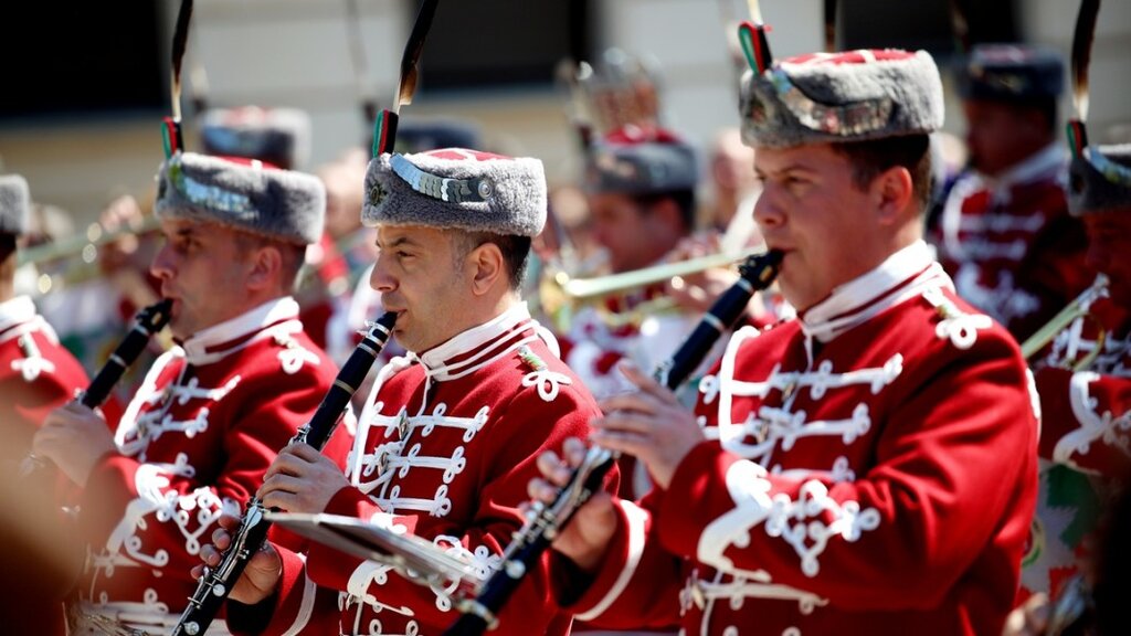 "Оркестърът на народа" - в ритъма на историята