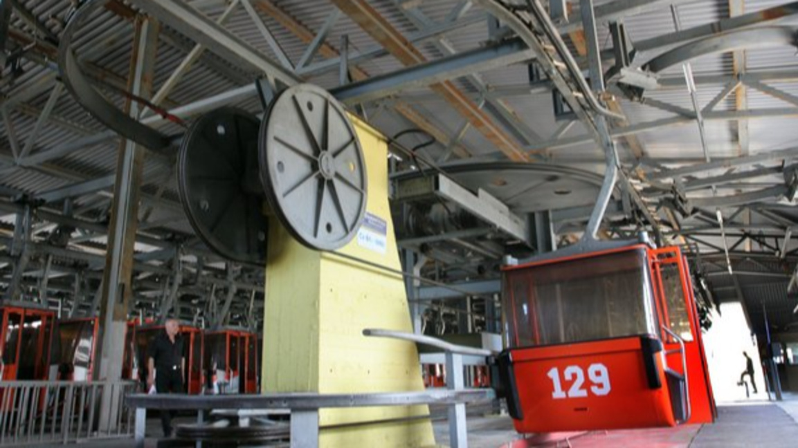 Технически надзорници правят проверки по хотели и ски писти