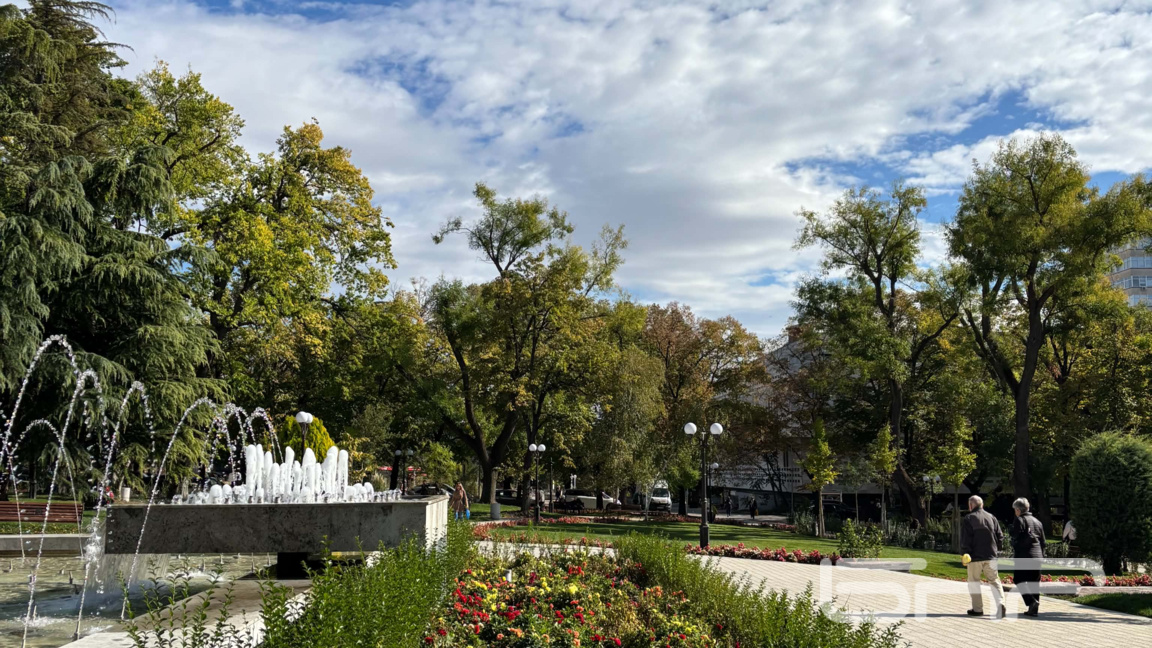Слънчево време с температури до 23 градуса