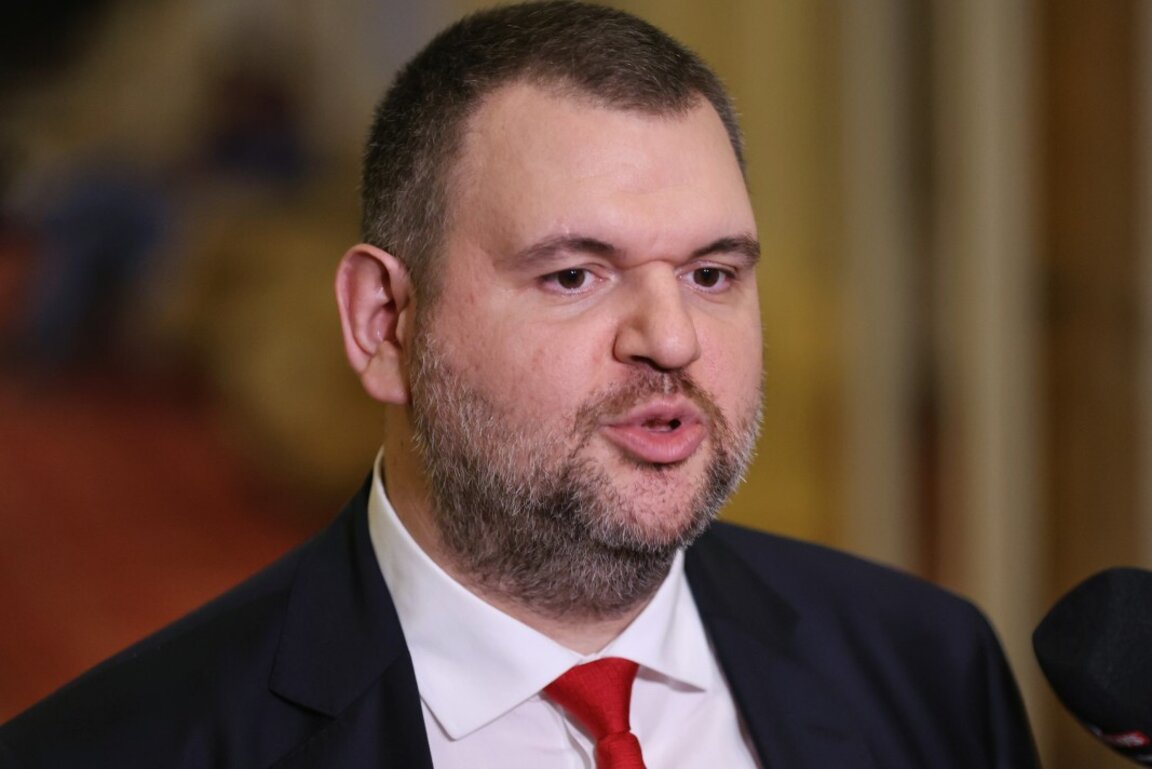 Дељан Пеевски