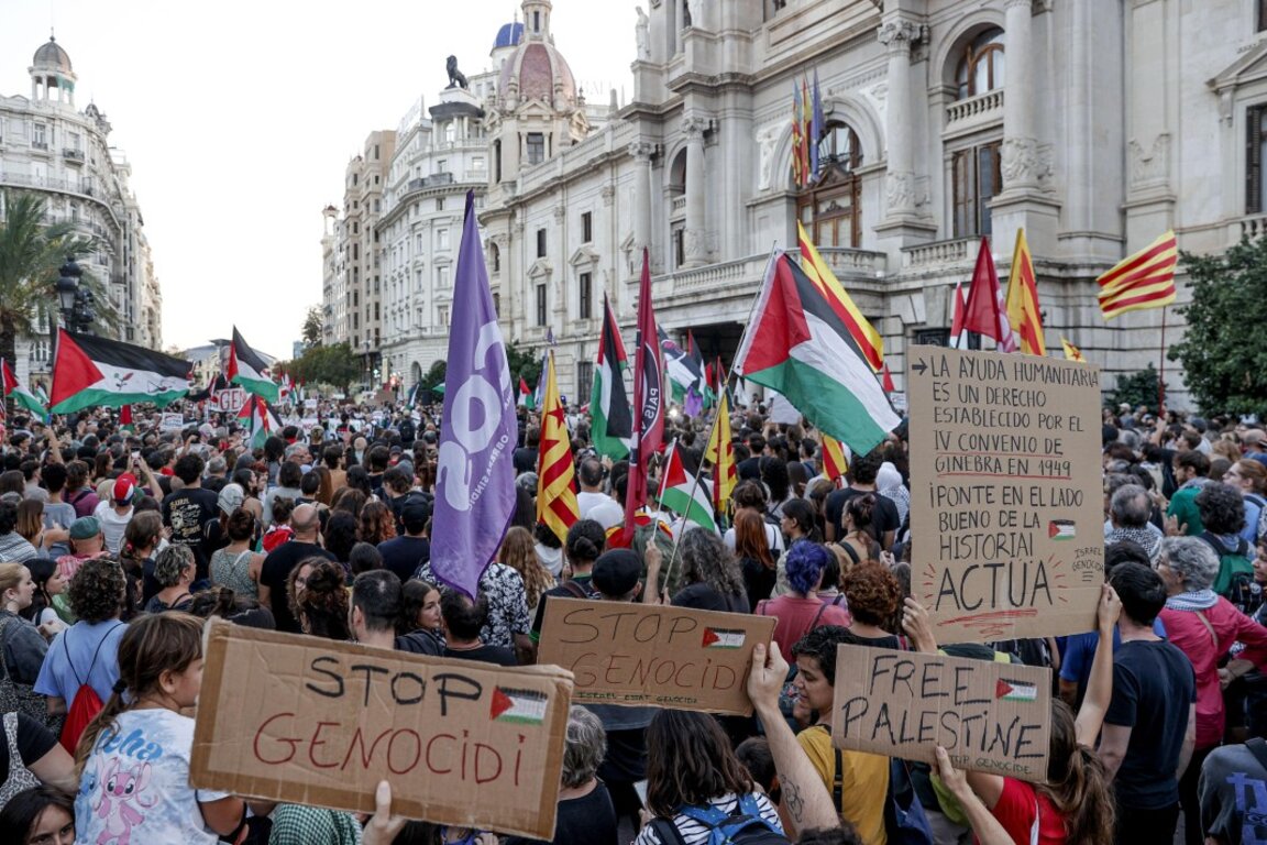 Митинг в подкрепа на палестинския народ и Глобалната флотилия Сумуд (GSF) във Валенсия, Испания, 2 октомври 2025 г.