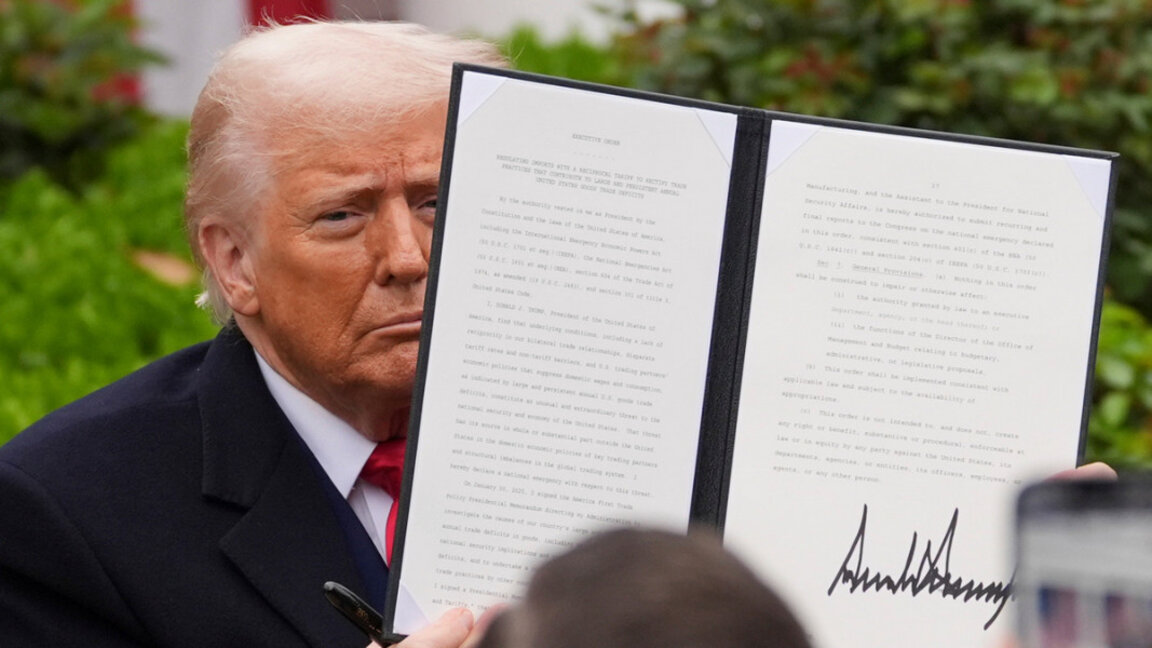 Президентът на САЩ отмени реципрочните мита за някои храни