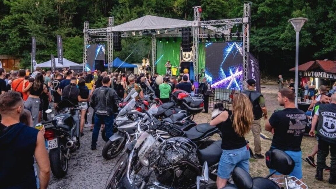 Откриха мотосъбор "Леденика"