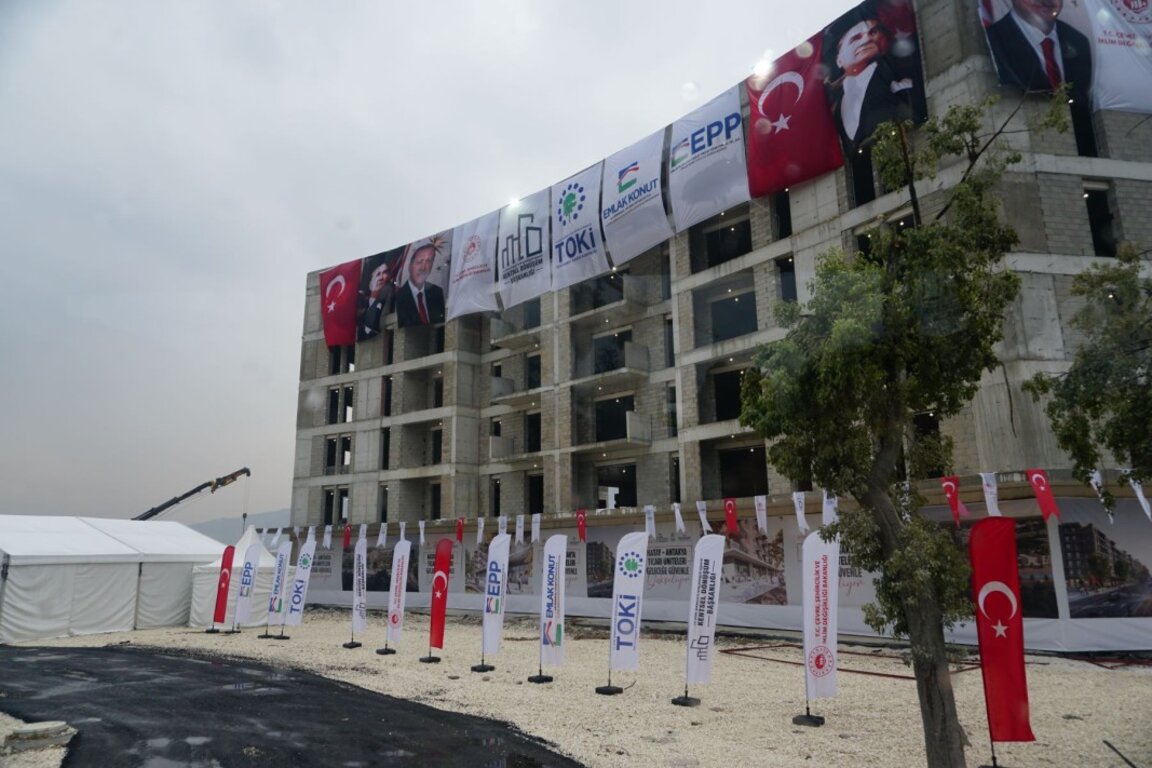 Нов строеж на жилищна сграда в Хатай