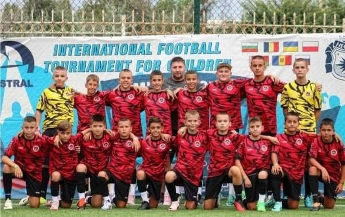 Малки "железничарчета" с шампионска титла