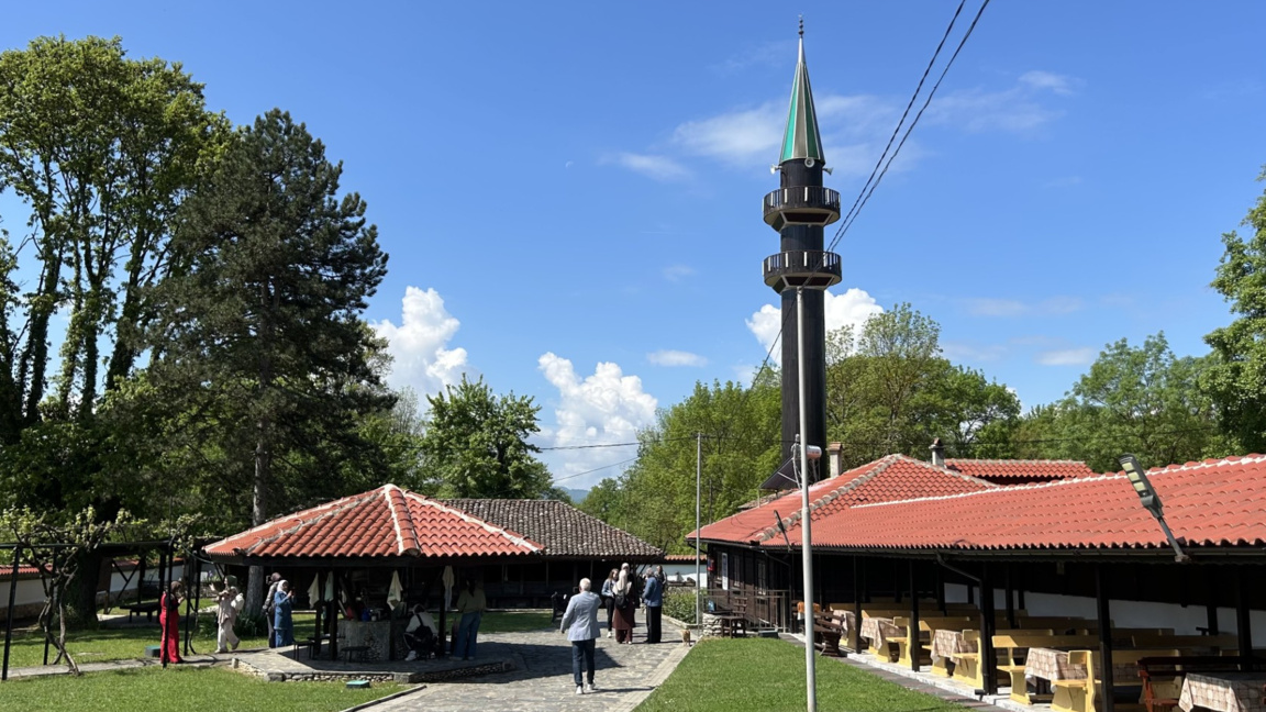 Дървената джамия над село Подкова