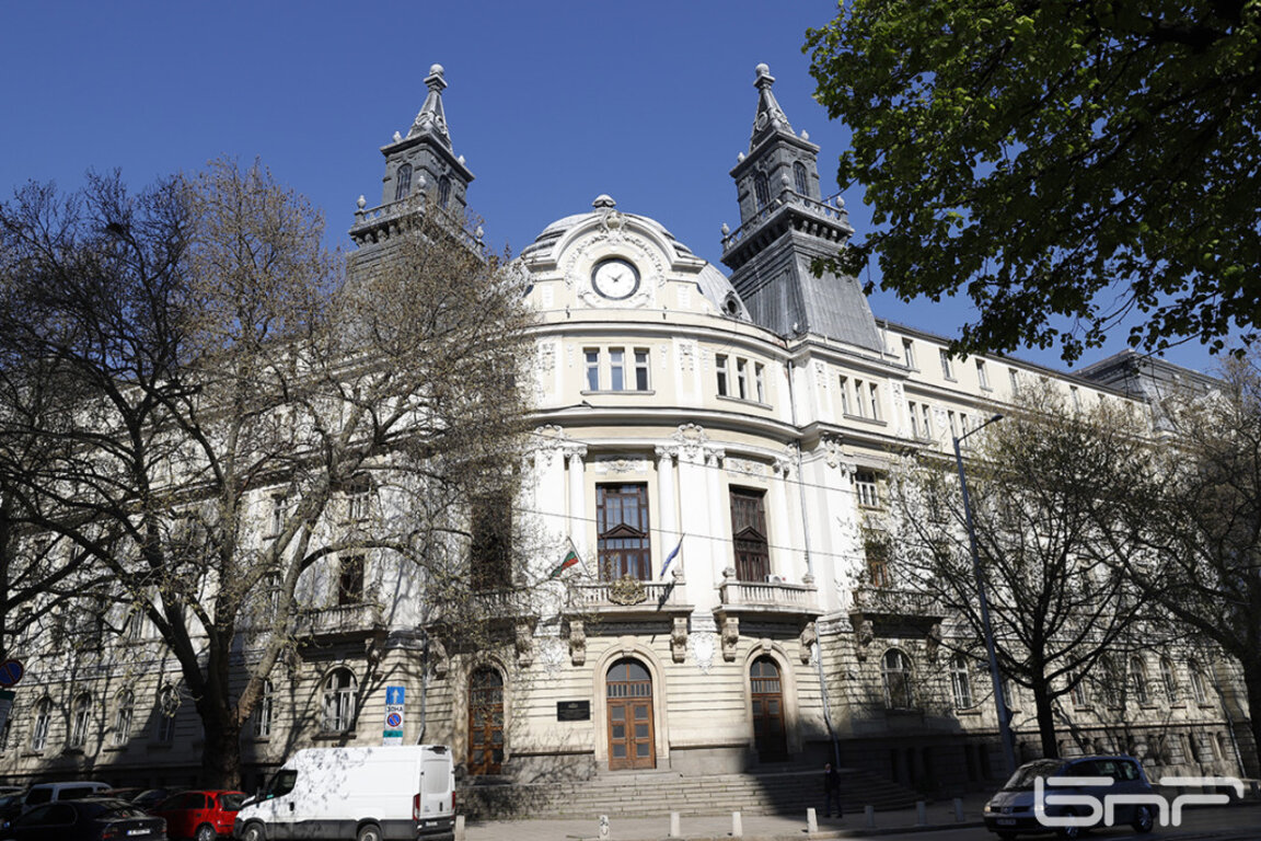 Зърнопроизводители и овцевъди обсъждат в МЗХ изплащането на т.нар. украинска помощ