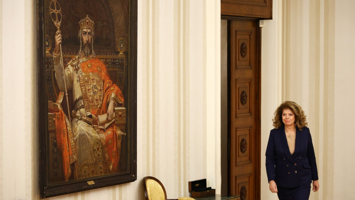 Iliana Yotova – la première femme devenue présidente de Bulgarie