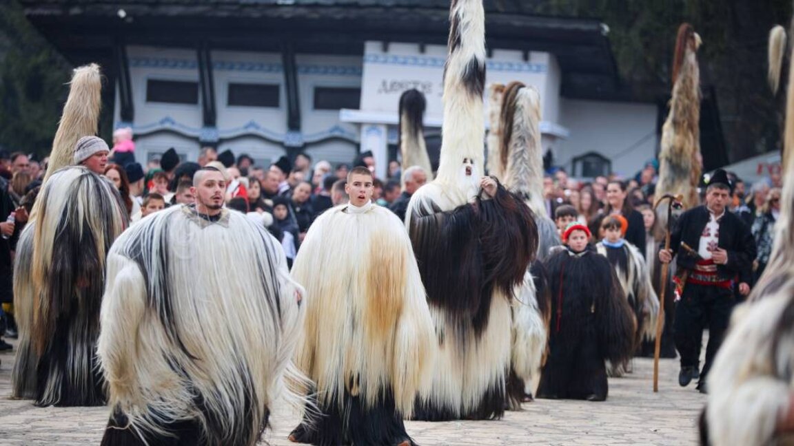 Los chúsh se apoderan de la ciudad de Razlog