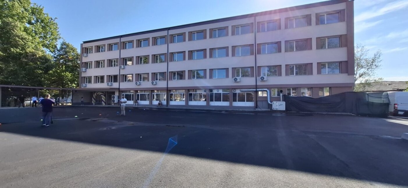 Обновеното общежитие към Професионалната гимназия по електроника и електротехника „Капитан Петко Войвода“ - Кърджали