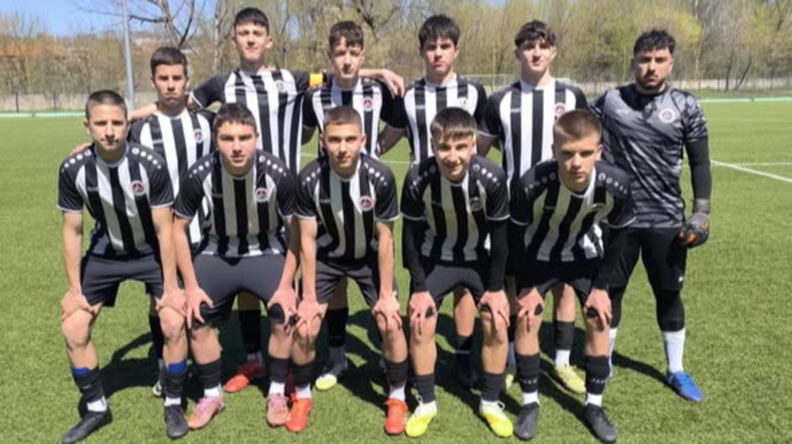 Юношите на „Локомотив“ Мездра с впечатляваща победа 5:1