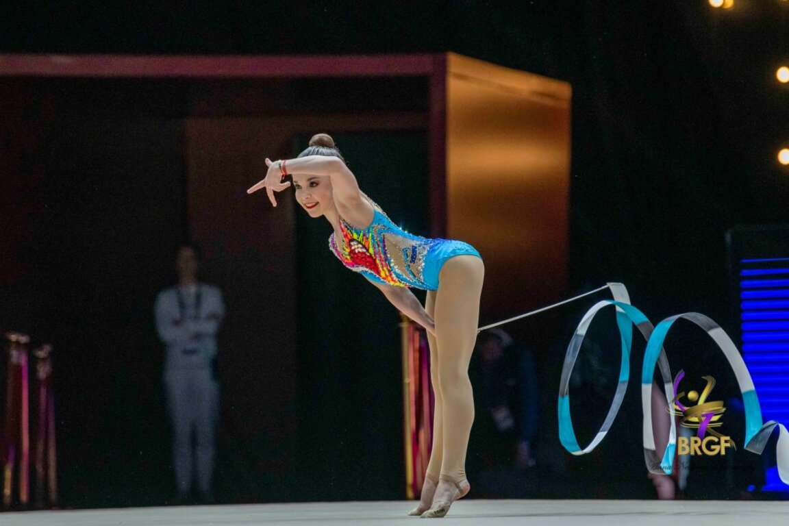 Злато за Стилияна Николова в многобоя на турнира по художествена гимнастика от веригата Гран При в Марбея