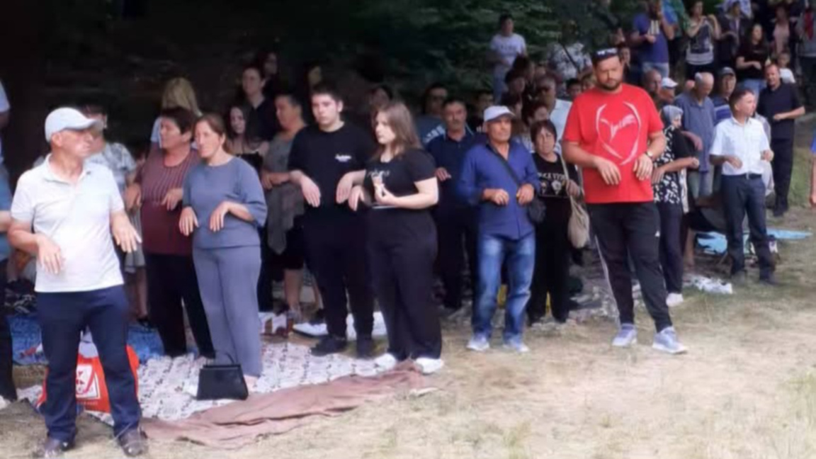 Паничково събра жители и гости на традиционен молебен за плодородие