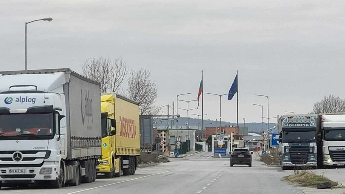 Truck traffic to Türkiye is intense