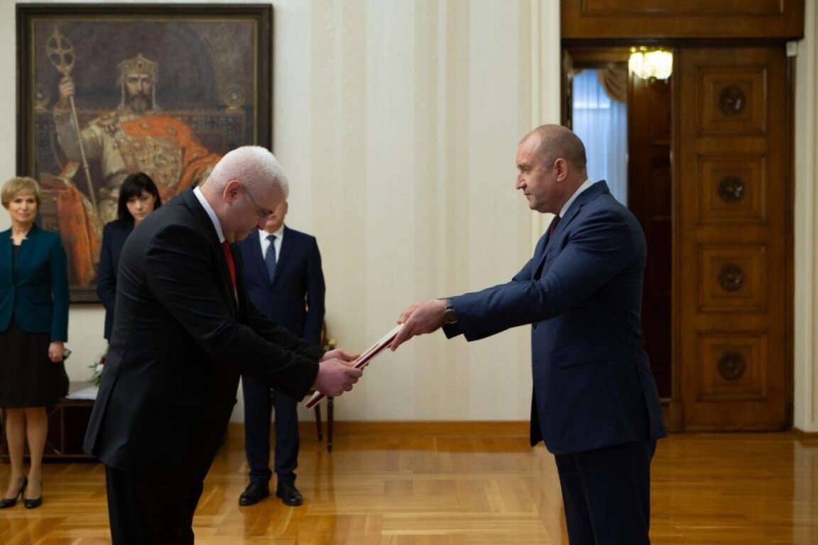Cumhurbaşkanı Radev’e Türkiye'nin yeni Bulgaristan Büyükelçisi Mehmet Sait Uyanık’dan güven mektubu