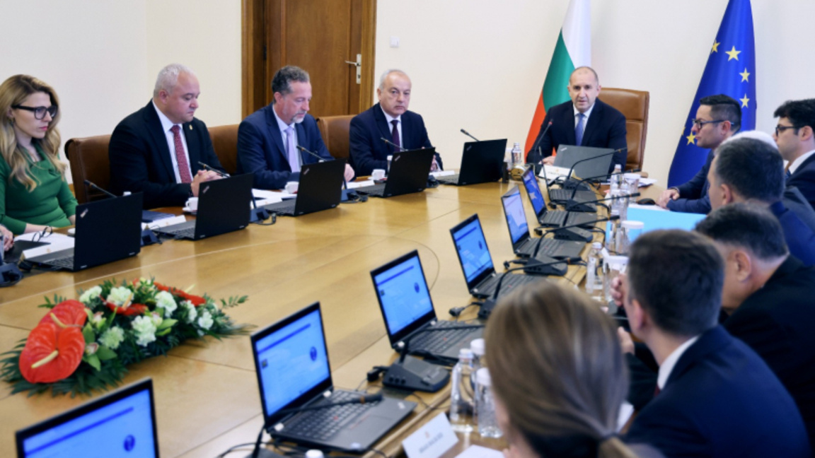 Брюксел започва процедура по свръхдефицит в България