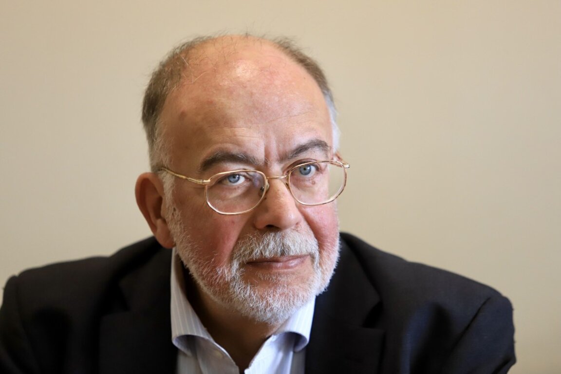 Кольо Колев: Кратък ще е животът на правителство, което реши да прати войски в Украйна