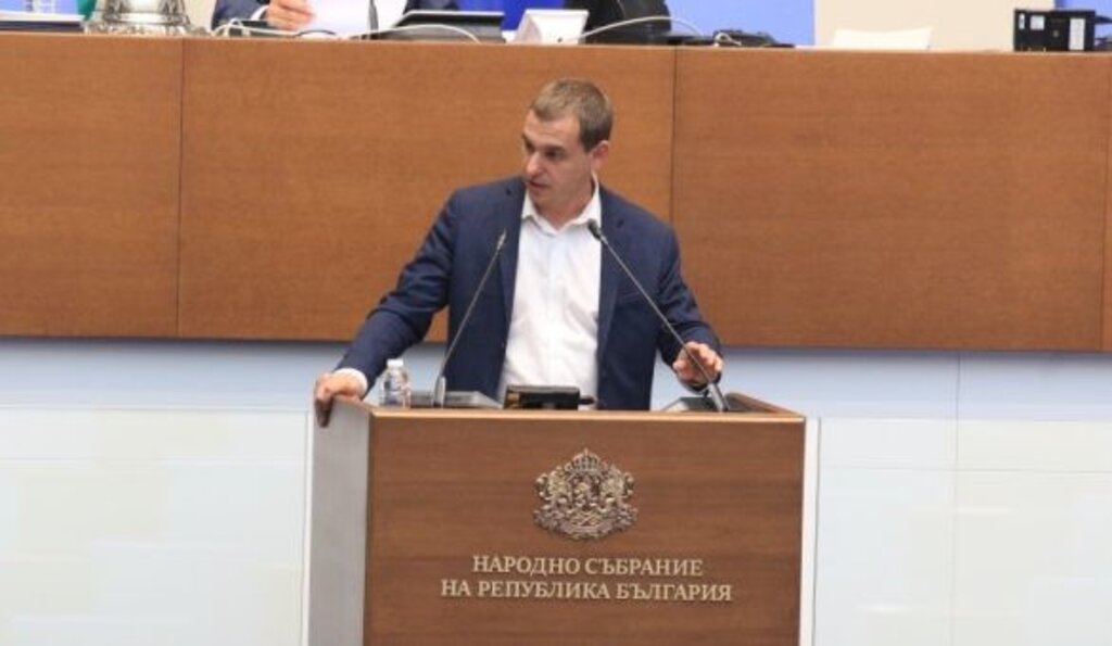 БСП дължи дебат с избирателите по скандала с държавните имоти