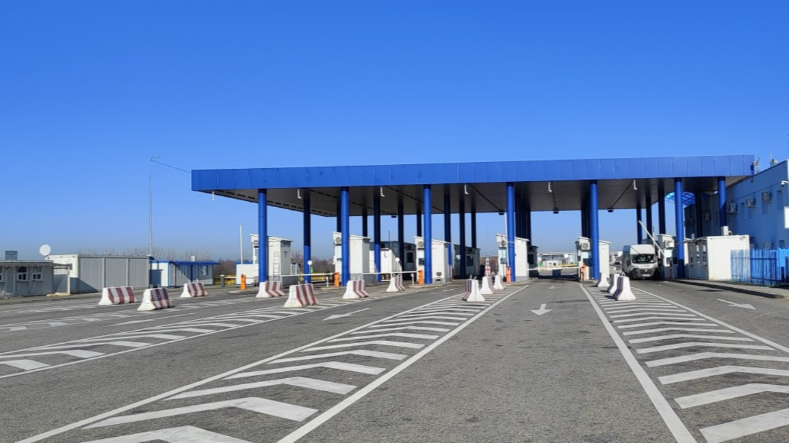 Таксите на Дунав мост 2 остават