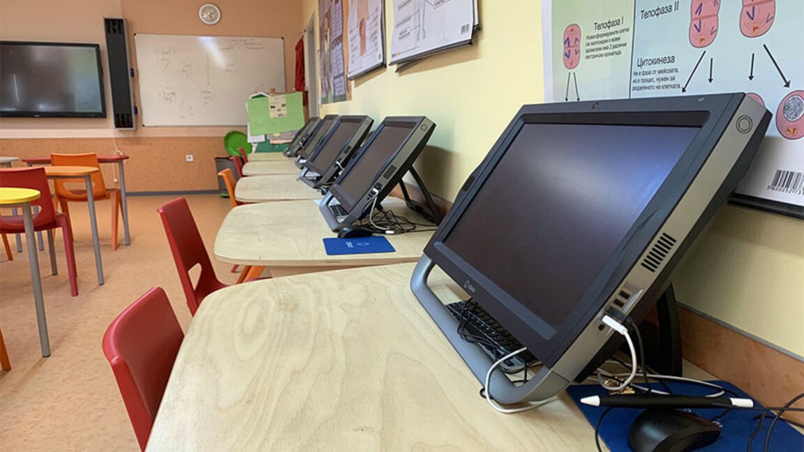 Министърът на образованието Красимир Вълчев ще открие STEM център в сливенско училище