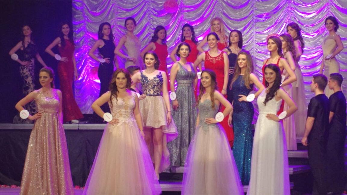 Regina Festivalul Trandafirilor din Kazanlak va fi aleasă astăzi