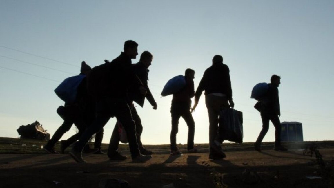 Bulgaria a primit migranți din Cipru