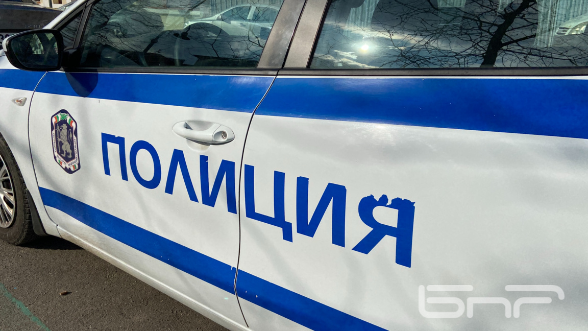 Няколко задържани при полицейски акции в Бургас и региона