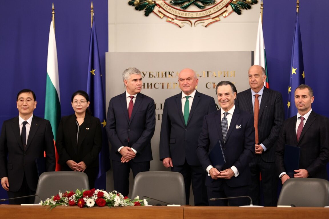 Церемония по подписване на договор за инженеринг за нови ядрени мощности на площадка №2 на АЕЦ "Козлодуй" в МС, 4 ноември 2024 г.