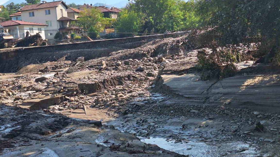 „Сюжети от деня“ с Мария Благоева
