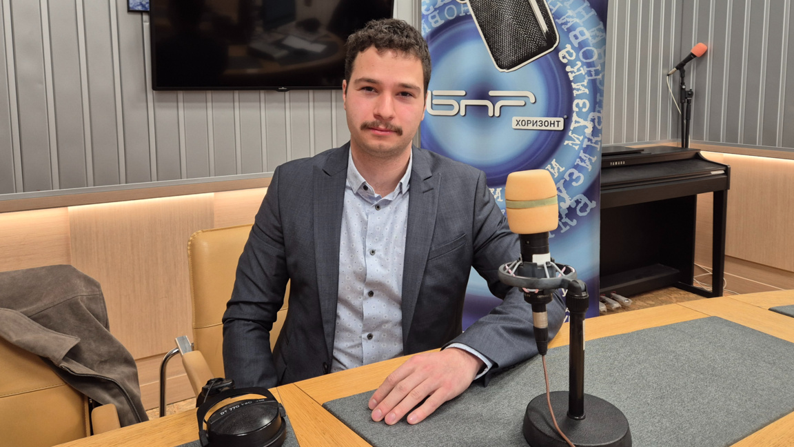 Цветан Кръстев