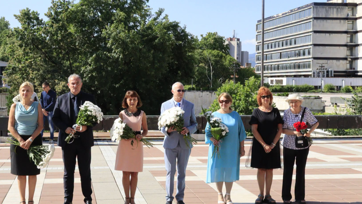 Поклон за Вапцаров в Благоевград