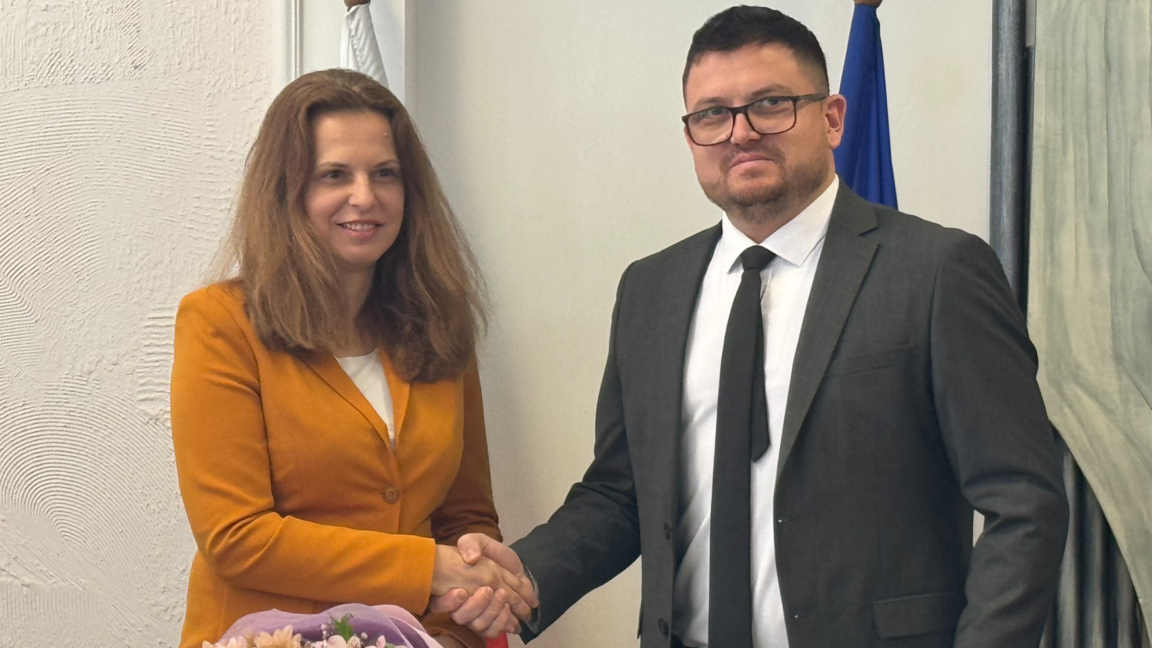 Новият областен управител Ива Радева встъпи официално в длъжност 